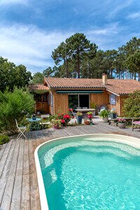 piscine coque incliné