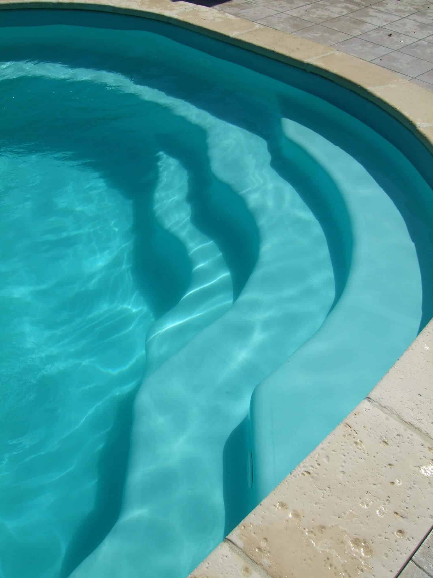 Problème avec le pH de votre piscine ? Solutions !