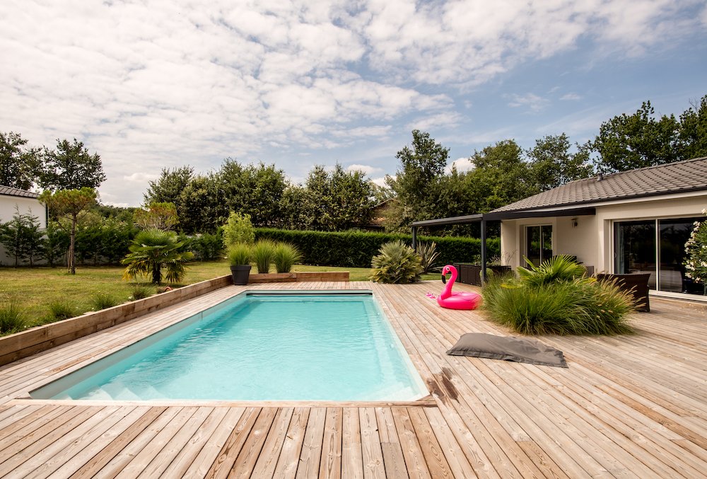 Why choose a French pool builder?