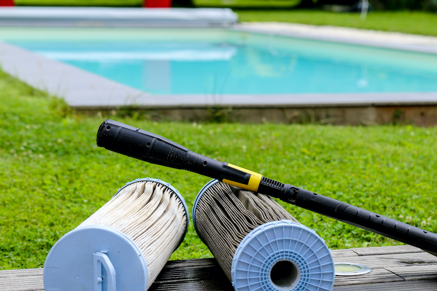 nettoyage d'un filtre de piscine avec lave-linge haute pression