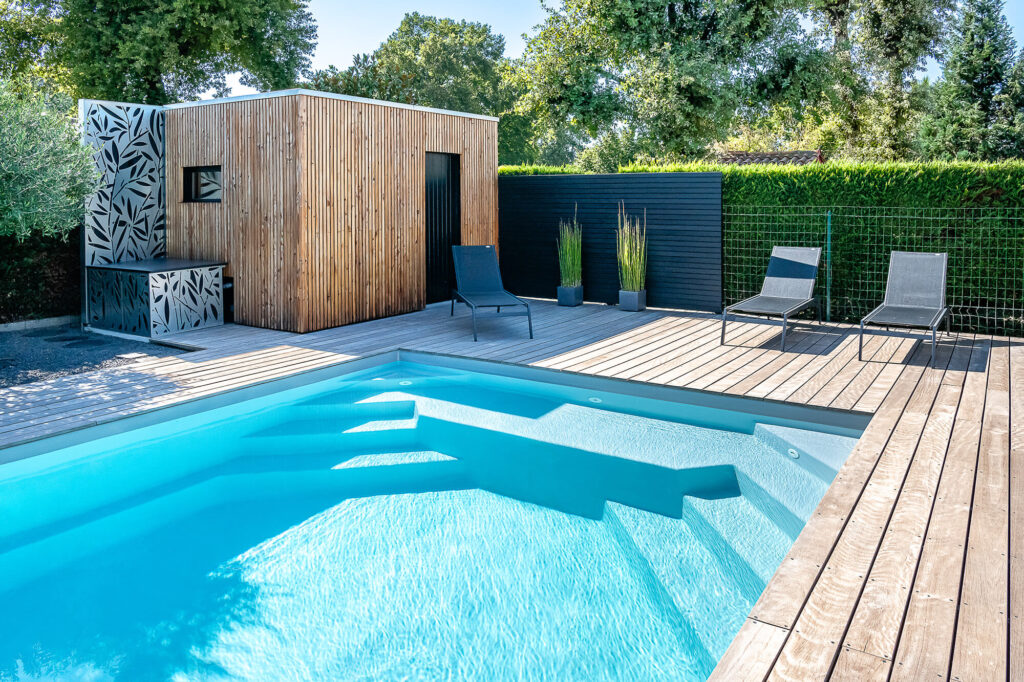 Peut-on mettre du chlore-choc dans une piscine au sel ? 