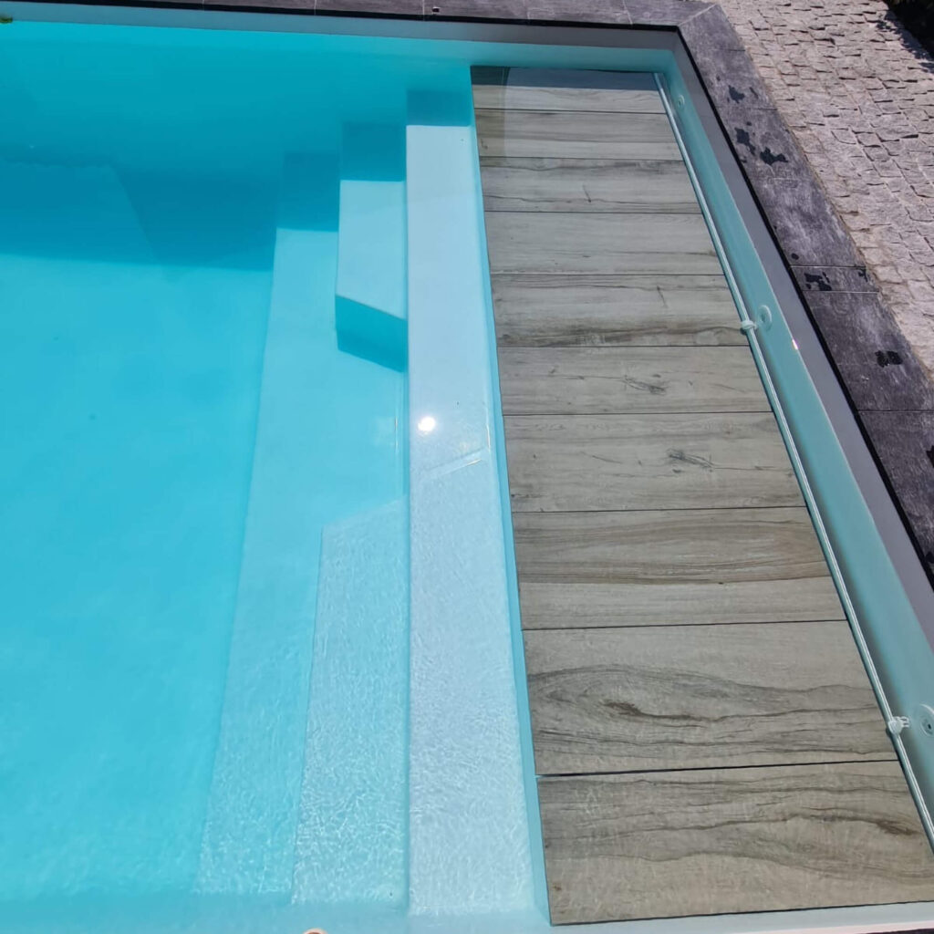 Chlore ou Sel pour entretien piscine coque : avantage